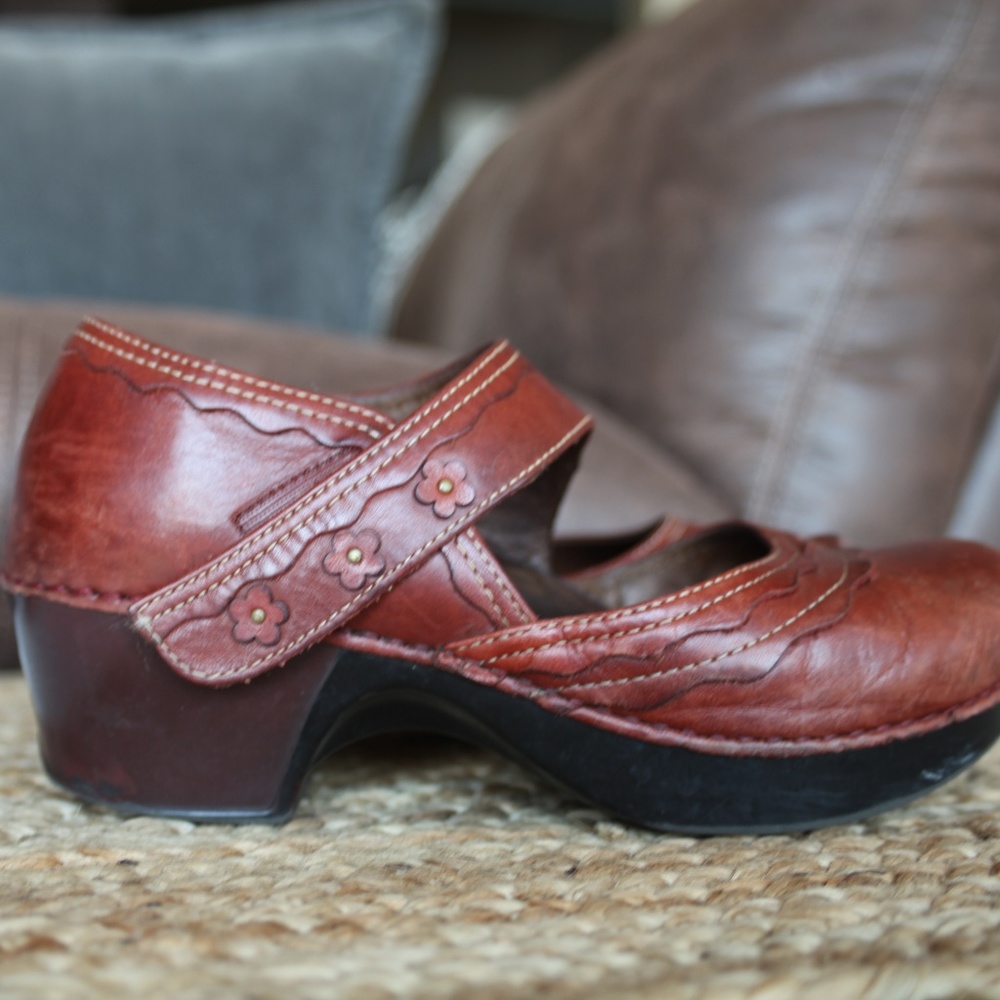 Rare Dansko Mary Jane Clogs